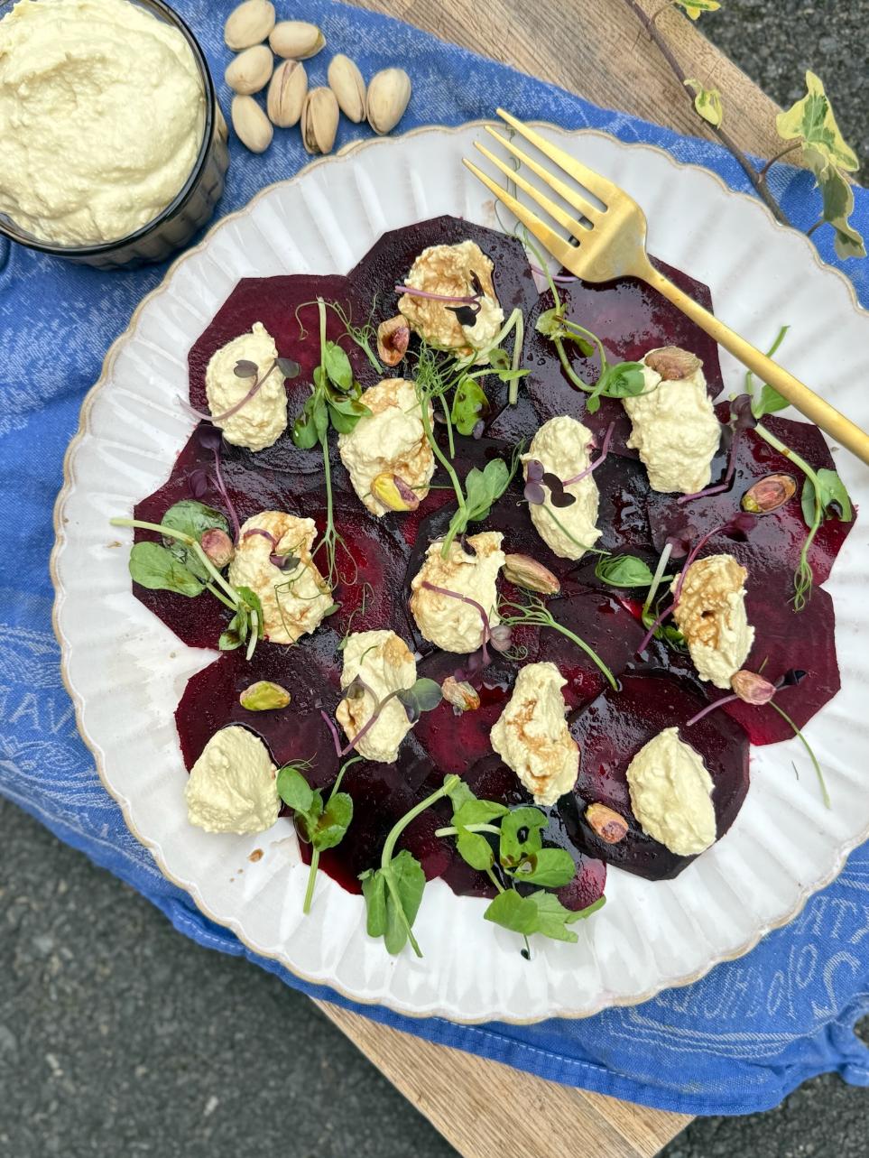 BROCCOLI MUM DOES THE HOLIDAYS